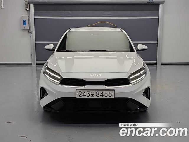 Kia K3 (II) 1.6 Prestige 2022 — фото 2