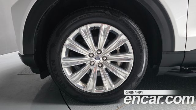 Ford Explorer (VI) 2.3 LimIted 4WD 2020 — фото 5