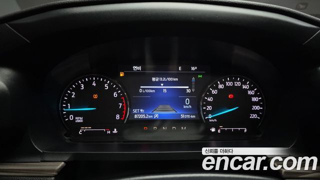 Ford Explorer (VI) 2.3 LimIted 4WD 2020 — фото 8