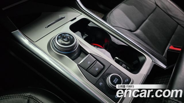 Ford Explorer (VI) 2.3 LimIted 4WD 2020 — фото 9