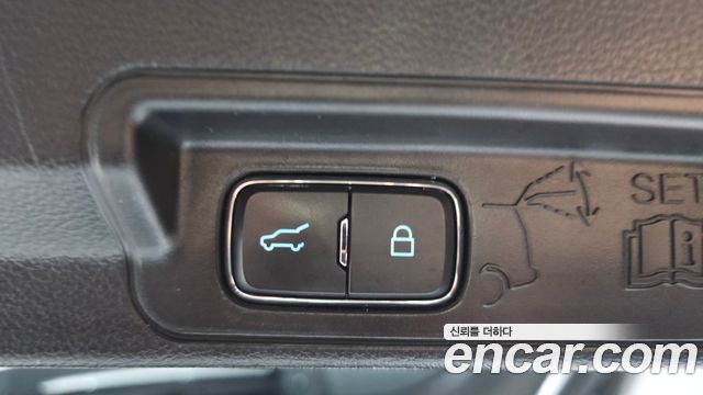 Ford Explorer (VI) 2.3 LimIted 4WD 2020 — фото 20