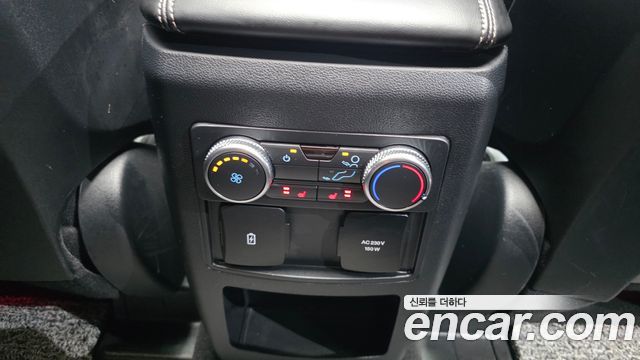 Ford Explorer (VI) 2.3 LimIted 4WD 2020 — фото 35