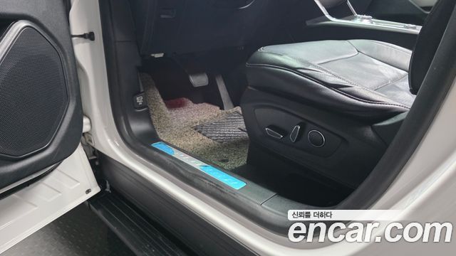 Ford Explorer (VI) 2.3 LimIted 4WD 2020 — фото 36