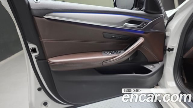 BMW 5 Series (G30) 520d M Sport Package Plus 2019 — фото 24