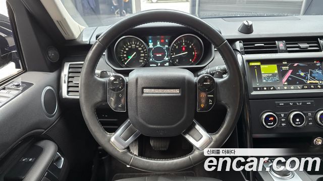 Land Rover Discovery 5 2.0 SD4 SE 2019 — фото 13