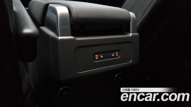 Land Rover Discovery 5 2.0 SD4 SE 2019 — фото 17