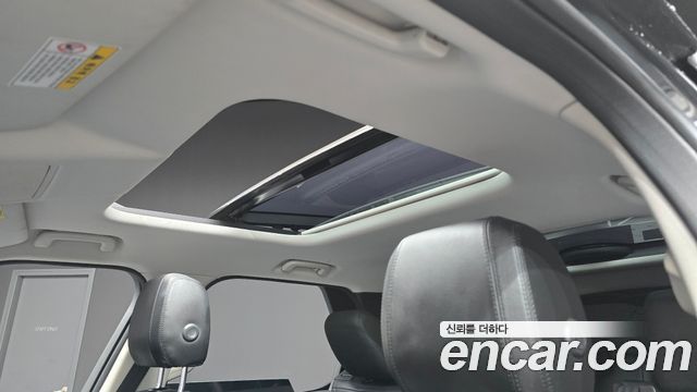 Land Rover Discovery 5 2.0 SD4 SE 2019 — фото 19