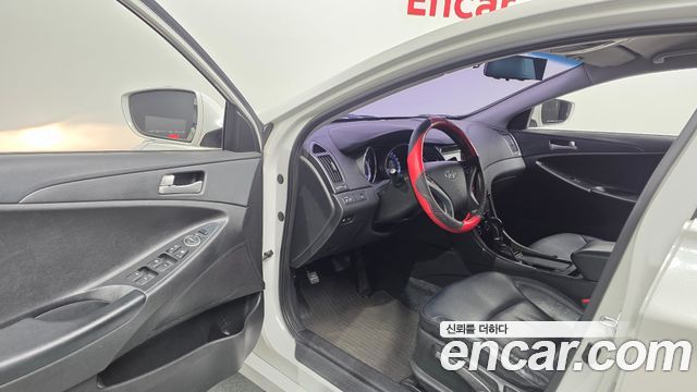 Hyundai Sonata The Brilliant LPI Smart 2014 — фото 10