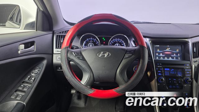 Hyundai Sonata The Brilliant LPI Smart 2014 — фото 13