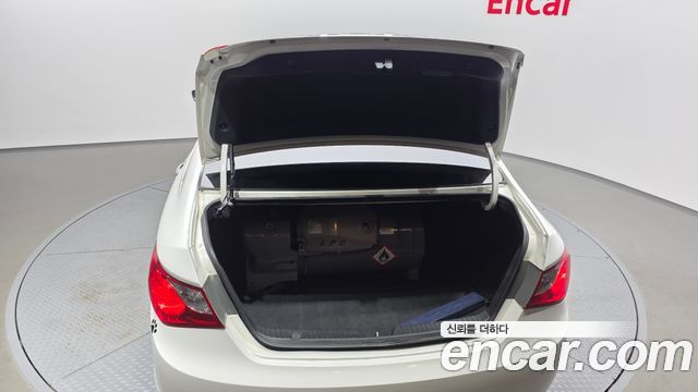 Hyundai Sonata The Brilliant LPI Smart 2014 — фото 20