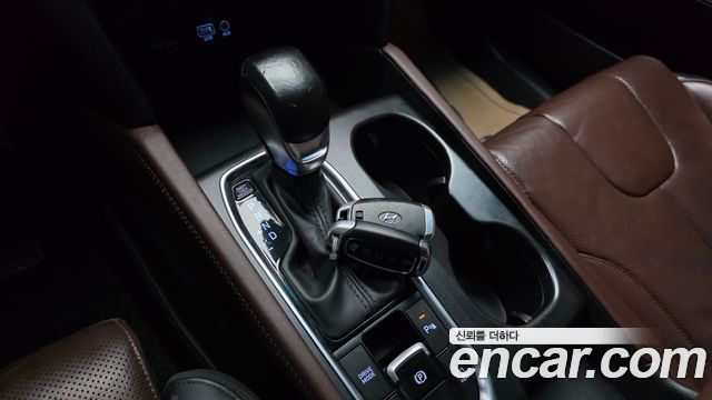 Hyundai Santa Fe (TM) Diesel 2.2 2WD Inspiraition 2020 — фото 9