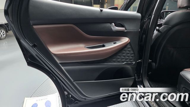 Hyundai Santa Fe (TM) Diesel 2.2 2WD Inspiraition 2020 — фото 25