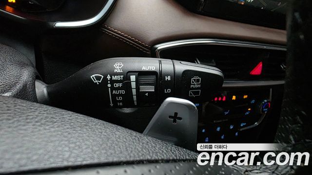 Hyundai Santa Fe (TM) Diesel 2.2 2WD Inspiraition 2020 — фото 28