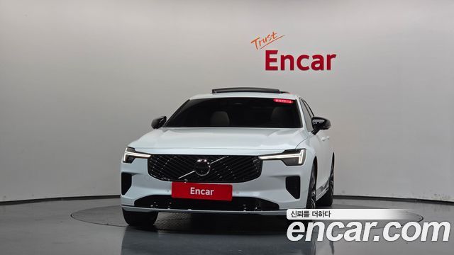 Volvo S90 B5 Ultra Dark 2026 — фото 3