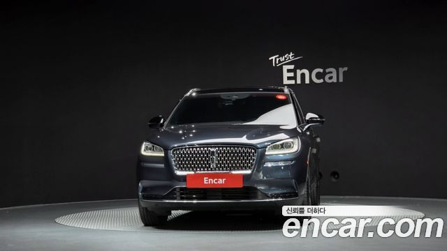 Lincoln Corsair 2.0 Reserve AWD 2021 — фото 3