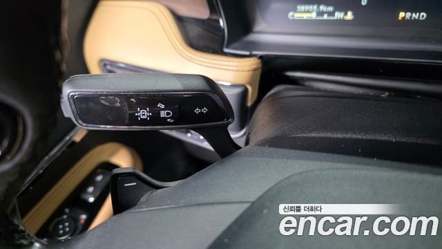 Lincoln Corsair 2.0 Reserve AWD 2021 — фото 36