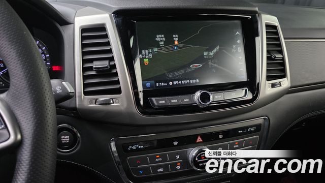 KG Mobility (SsangYong) Rexton Sports Khan Diesel 2.2 4WD Professional X (5-Link) 2019 — фото 13