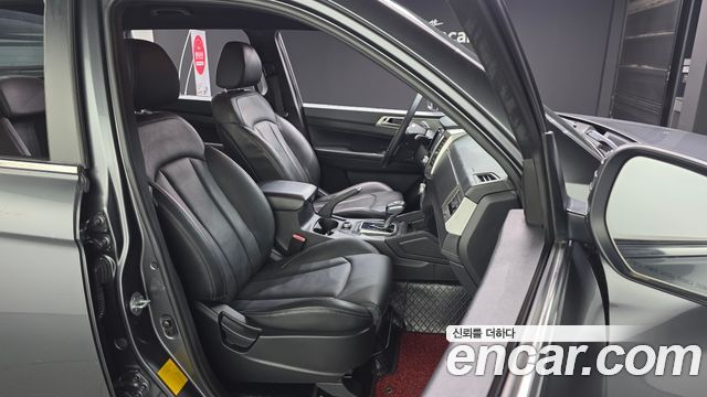 KG Mobility (SsangYong) Rexton Sports Khan Diesel 2.2 4WD Professional X (5-Link) 2019 — фото 26