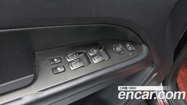KG Mobility (SsangYong) Rexton Sports Khan Diesel 2.2 4WD Professional X (5-Link) 2019 — фото 27
