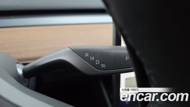 Tesla Model 3 Long Range AWD 2020 — фото 9