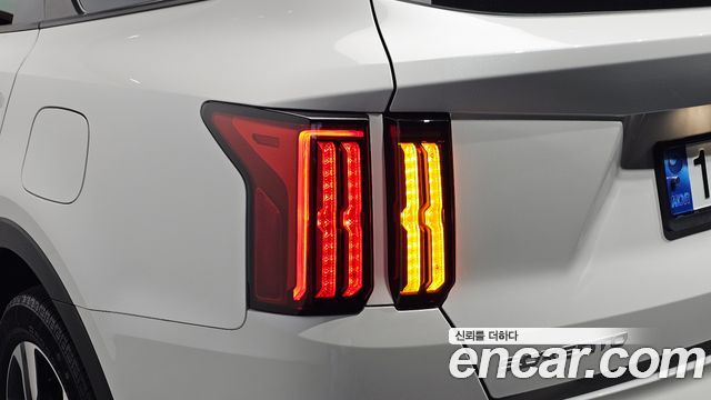 Kia Sorento (IV) HEV 1.6 2WD Gravity 2023 — фото 29