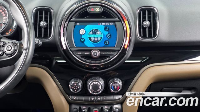 MINI Cooper Countryman Standard 2nd 2020 — фото 14