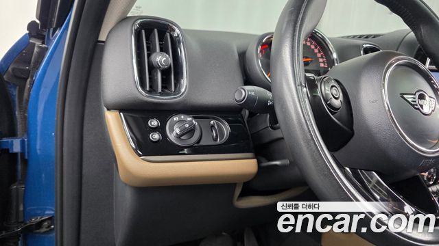 MINI Cooper Countryman Standard 2nd 2020 — фото 16