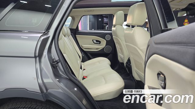 Land Rover Range Rover Evoque 2.0 TD4 HSE 2018 — фото 11