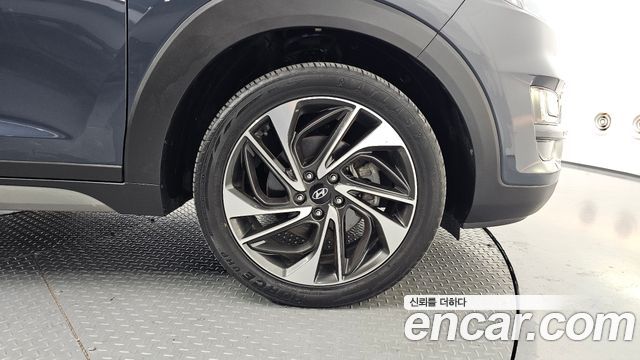 Hyundai Tucson Diesel 2.0 2WD Premium 2019 — фото 21