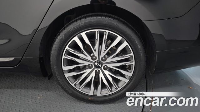 Kia K7 Premier 2.5 GDI Noblesse 2020 — фото 21