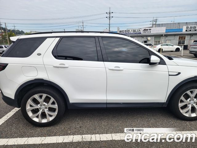 Land Rover Discovery Sport (II) P250 SE 2023 — фото 9