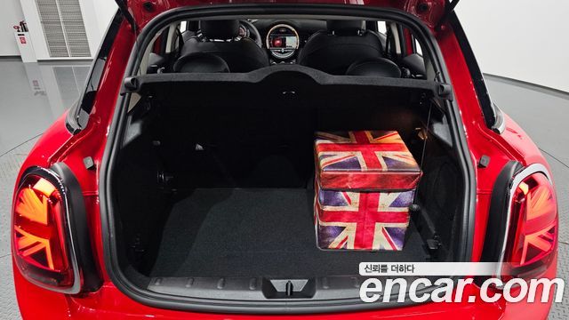 MINI Cooper 5Door HIGH 3rd 2020 — фото 20