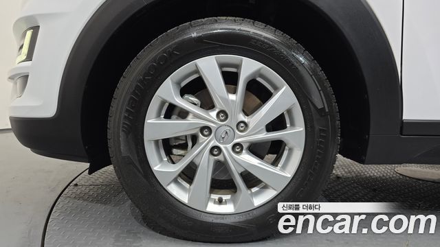 Hyundai Tucson Diesel 2.0 2WD Modern 2019 — фото 5