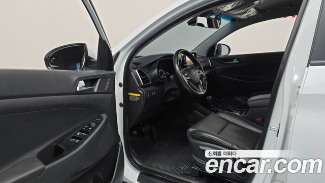Hyundai Tucson Diesel 2.0 2WD Modern 2019 — фото 10