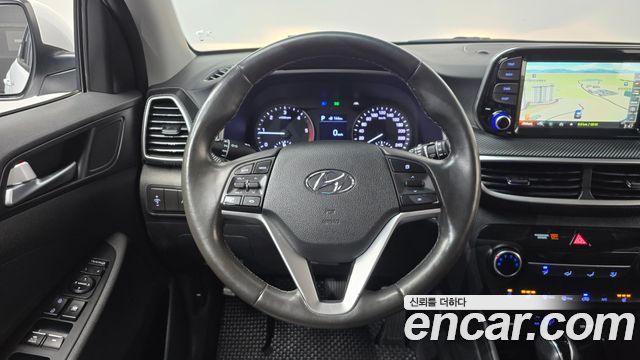 Hyundai Tucson Diesel 2.0 2WD Modern 2019 — фото 12