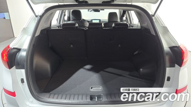 Hyundai Tucson Diesel 2.0 2WD Modern 2019 — фото 20
