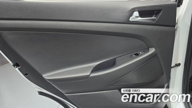 Hyundai Tucson Diesel 2.0 2WD Modern 2019 — фото 25