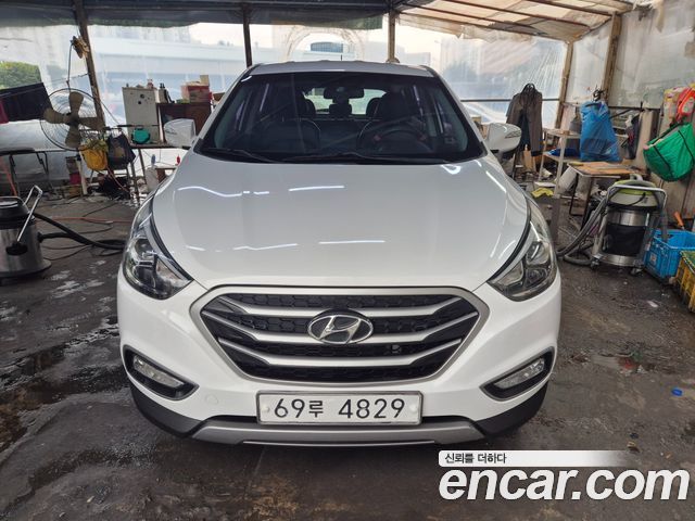Hyundai Tucson ix Diesel(e-VGT) 2WD Smart special 2014 — фото 2