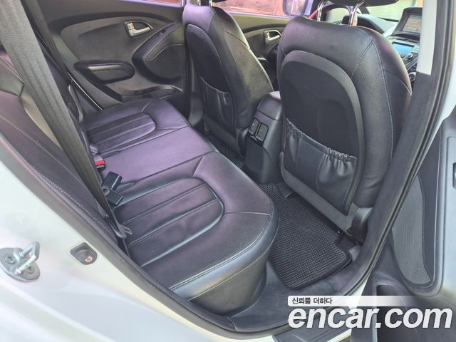 Hyundai Tucson ix Diesel(e-VGT) 2WD Smart special 2014 — фото 10