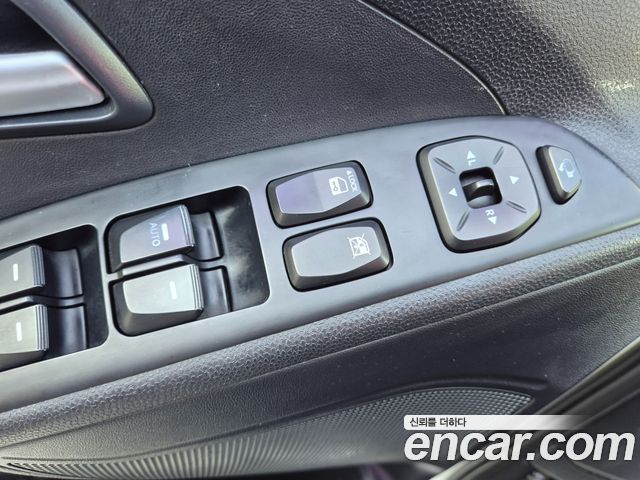 Hyundai Tucson ix Diesel(e-VGT) 2WD Smart special 2014 — фото 20