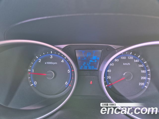 Hyundai Tucson ix Diesel(e-VGT) 2WD Smart special 2014 — фото 23