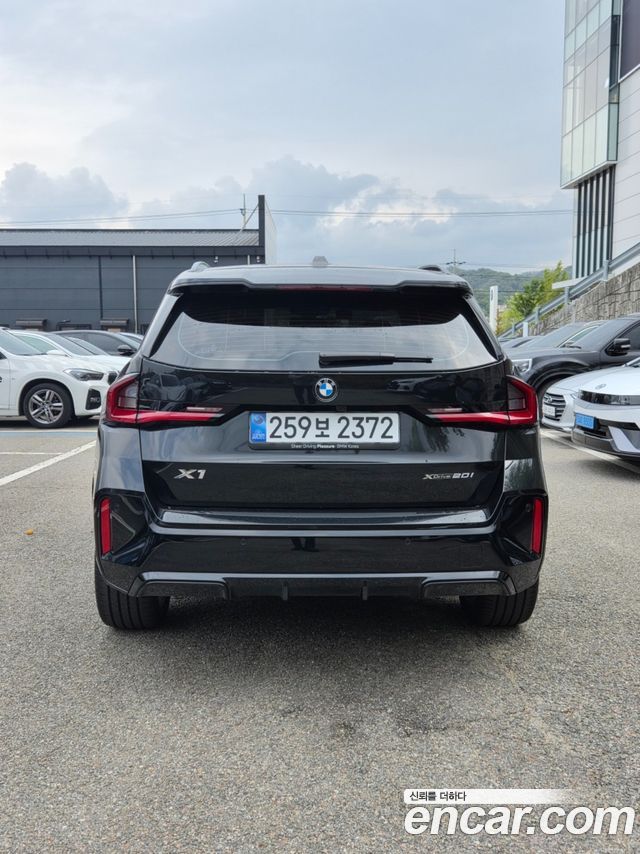 BMW X1 (U11) xDrive 20i M Sport 2026 — фото 4
