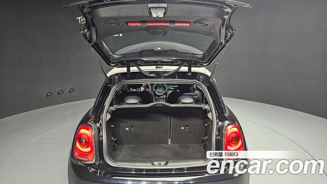 MINI Cooper HIGH Third Generation 2016 — фото 20