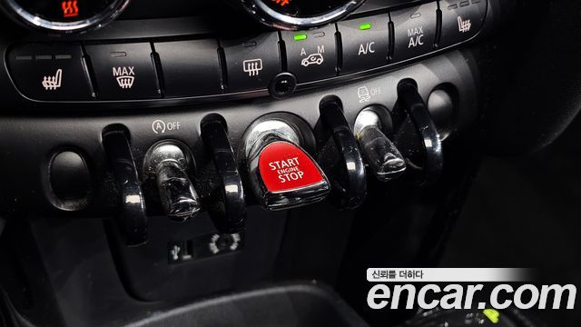 MINI Cooper HIGH Third Generation 2016 — фото 29