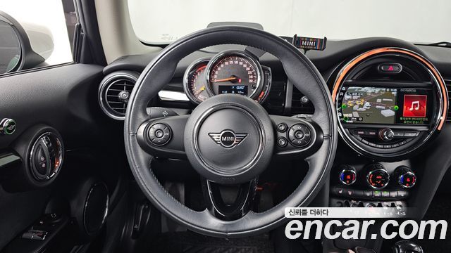 MINI Cooper HIGH Third Generation 2020 — фото 13