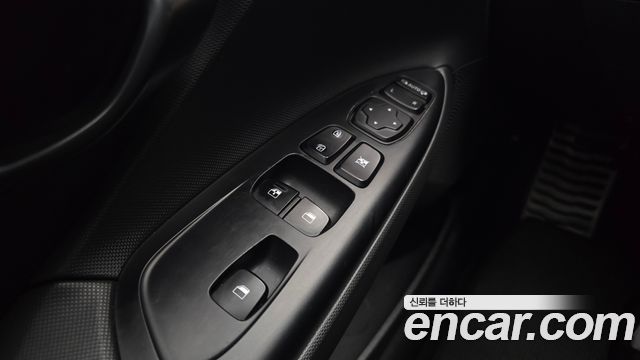 Hyundai Veloster (JS) 2.0 N 2019 — фото 18
