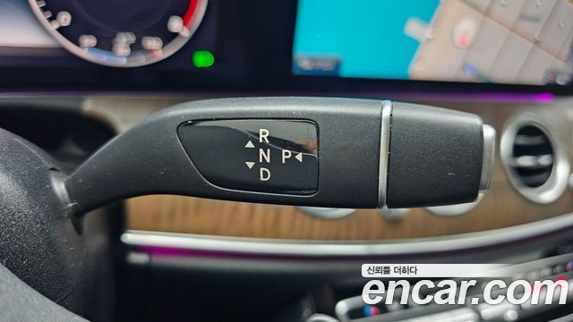 Mercedes-Benz E-Class (W213) E300 4MATIC Exclusive 2019 — фото 9