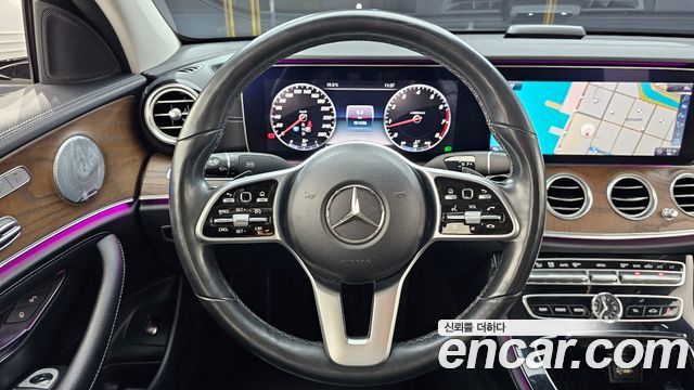 Mercedes-Benz E-Class (W213) E300 4MATIC Exclusive 2019 — фото 13