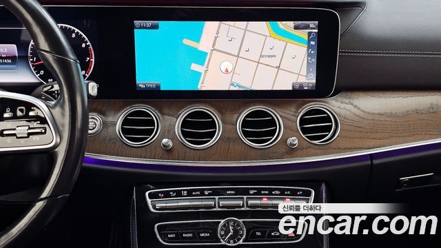 Mercedes-Benz E-Class (W213) E300 4MATIC Exclusive 2019 — фото 14