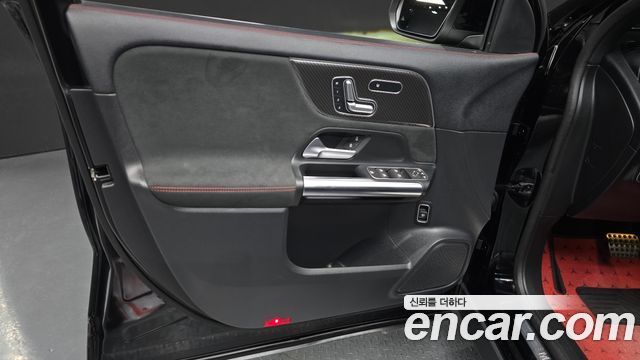 Mercedes-Benz GLA-Class (H247) GLA250 4MATIC 2020 — фото 24